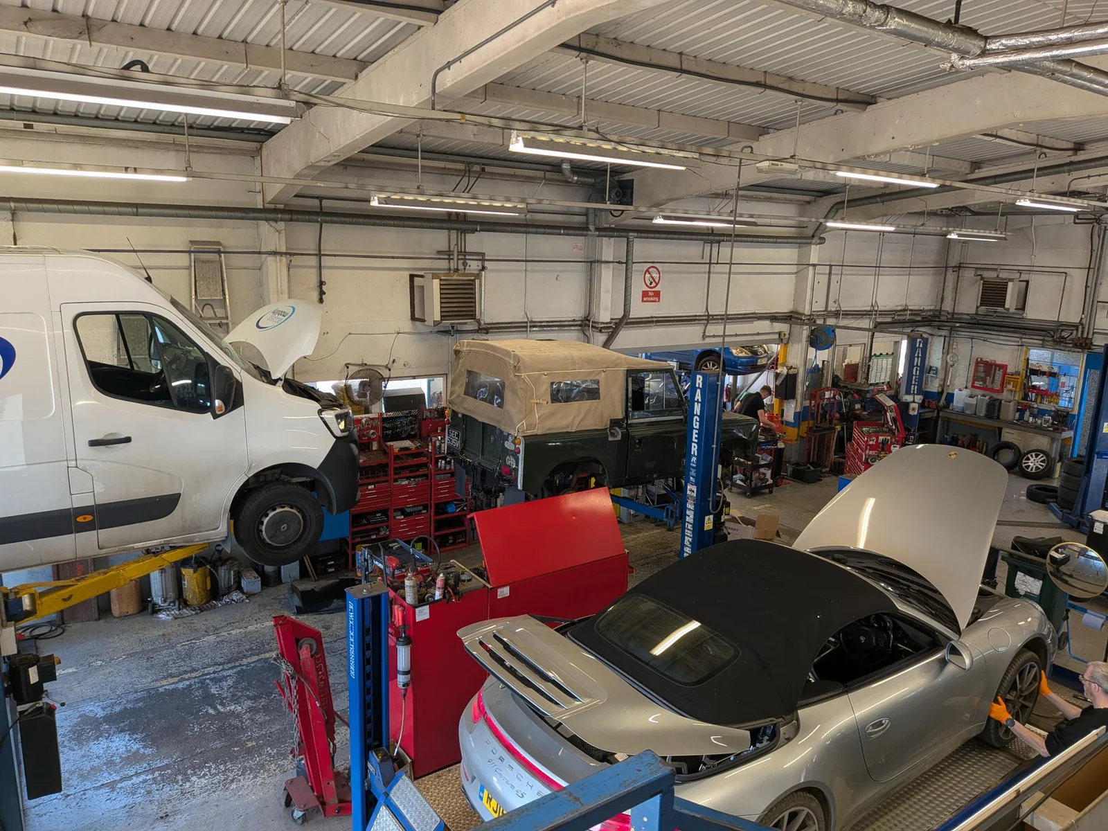 Home — sgg-dunsfold.co.uk